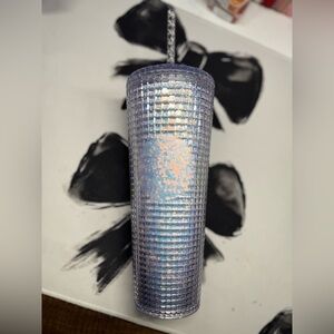 BNWT Grid Silver Holographic Starbucks 24 oz Tumbler - China 2021 Release